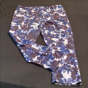 Fabletics Powerhold cropped floral leggings XL